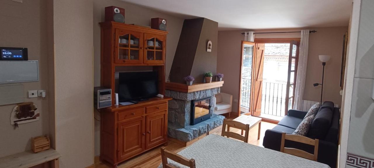 Apartamento El Refugio De Sara Benasque Buitenkant foto