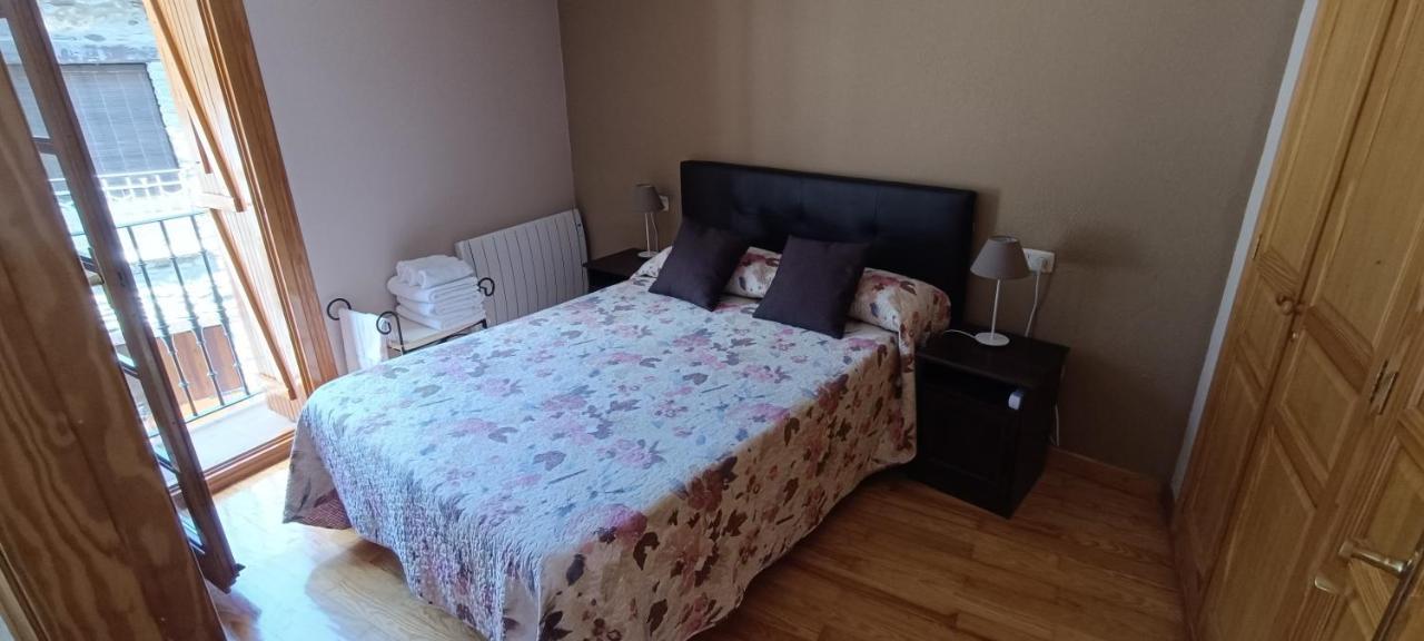 Apartamento El Refugio De Sara Benasque Buitenkant foto