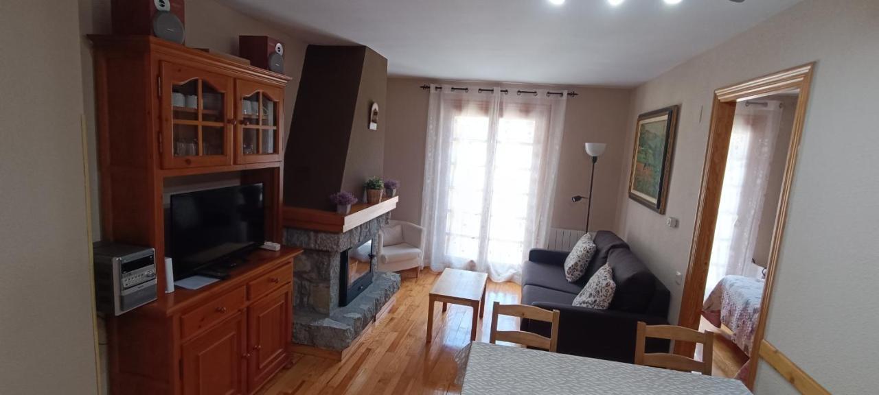 Apartamento El Refugio De Sara Benasque Buitenkant foto
