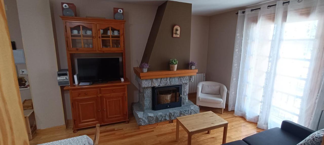 Apartamento El Refugio De Sara Benasque Buitenkant foto