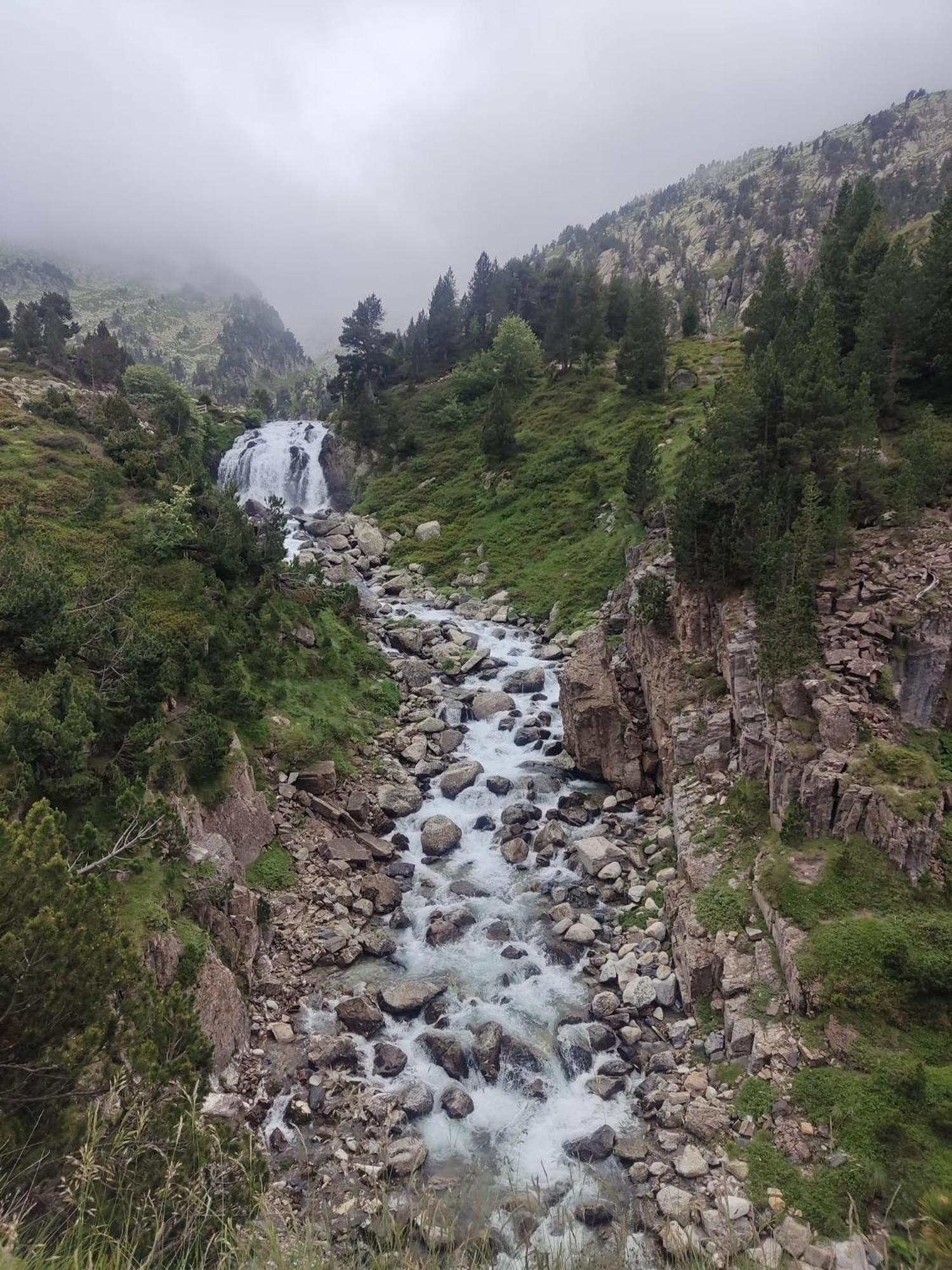 Apartamento El Refugio De Sara Benasque Buitenkant foto