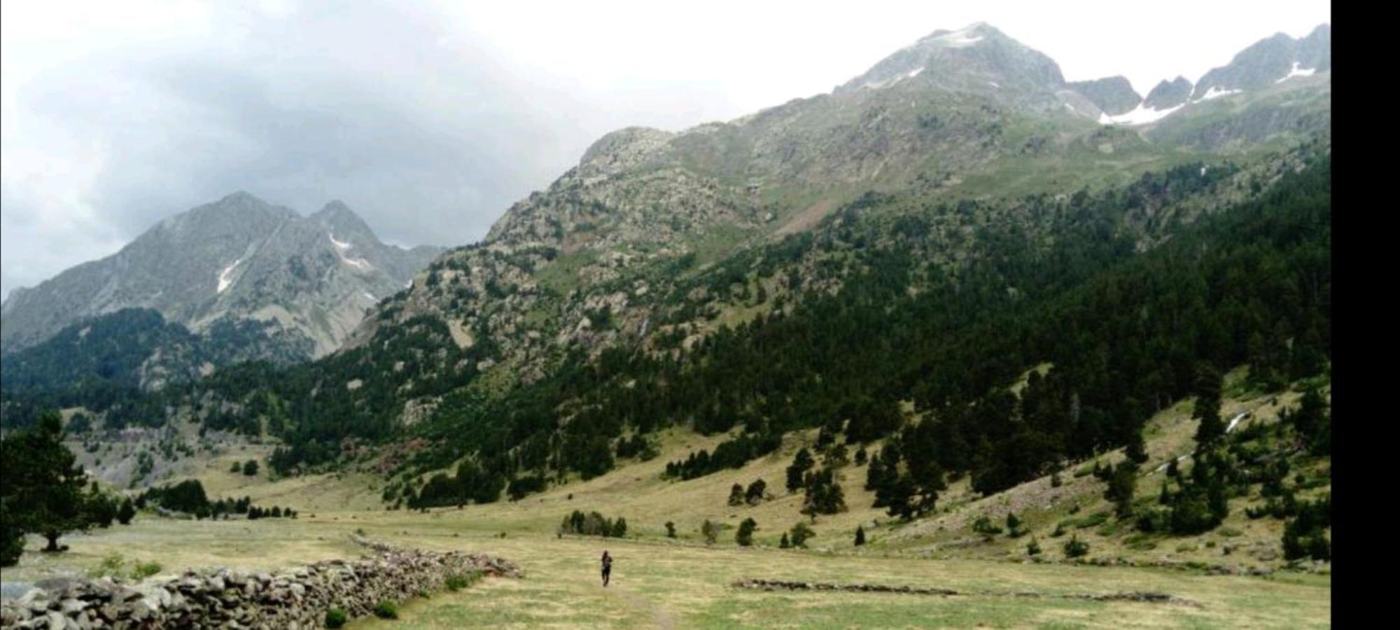 Apartamento El Refugio De Sara Benasque Buitenkant foto
